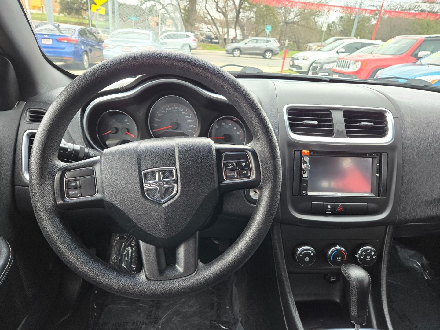 2014 SILVER Dodge Avenger SE (1C3CDZAB1EN) with an 2.4L L4 DOHC 16V engine, 4-Speed Automatic transmission, located at 503 West Court, Seguin, TX, 78155, (830) 379-3373, 29.568621, -97.969803 - Photo#5